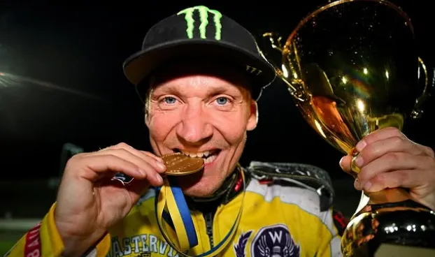 Fredrik Lindgren