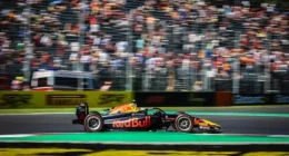 Arvid Lindblad tar steget till Formel 1 – ett nytt svenskt kapitel skrivs