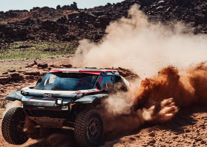 Dakar Rally 2026 – Mattias Ekström öppnade med seger och är med i toppstriden